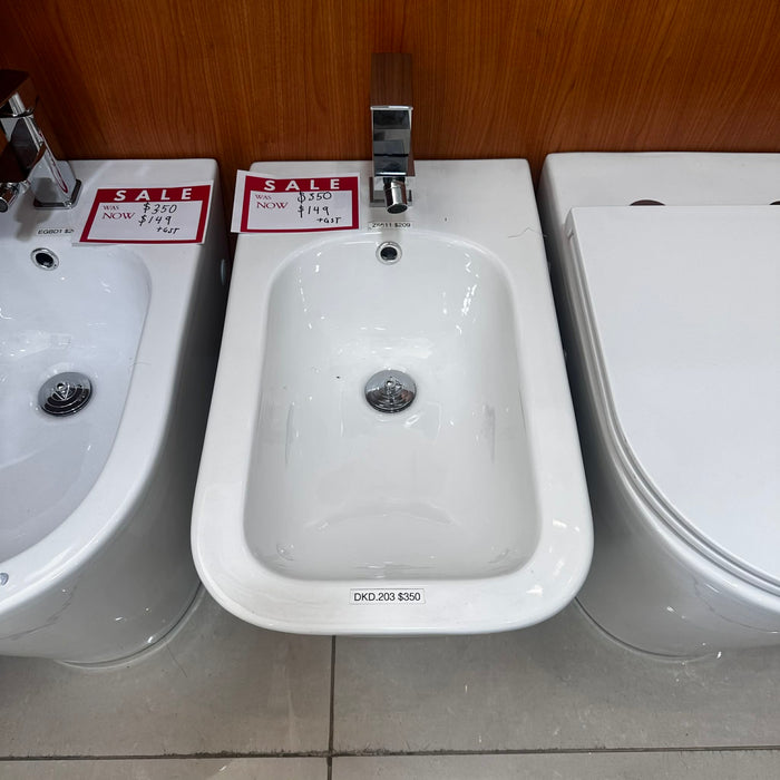 White Square Bidet